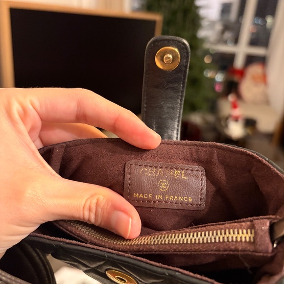 Vintage Chanel Mini Bag/Phone holder - Picture 8 of 8